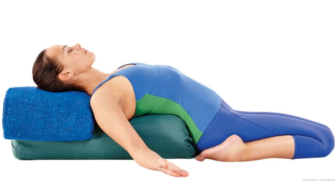 Yoga giảm các triệu chứng mãn kinh